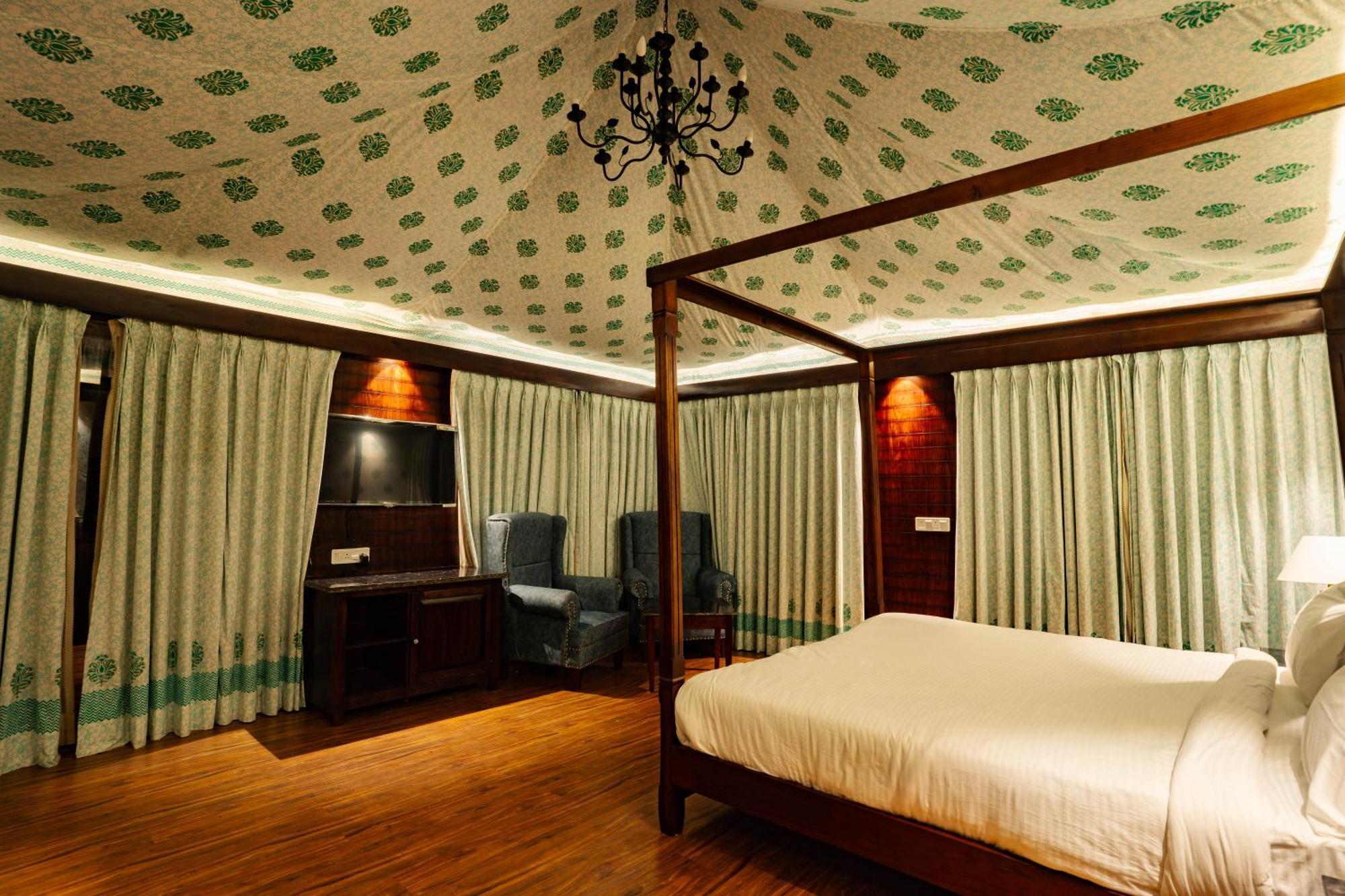 La Nature Hotels & Resorts Sikar Exterior photo